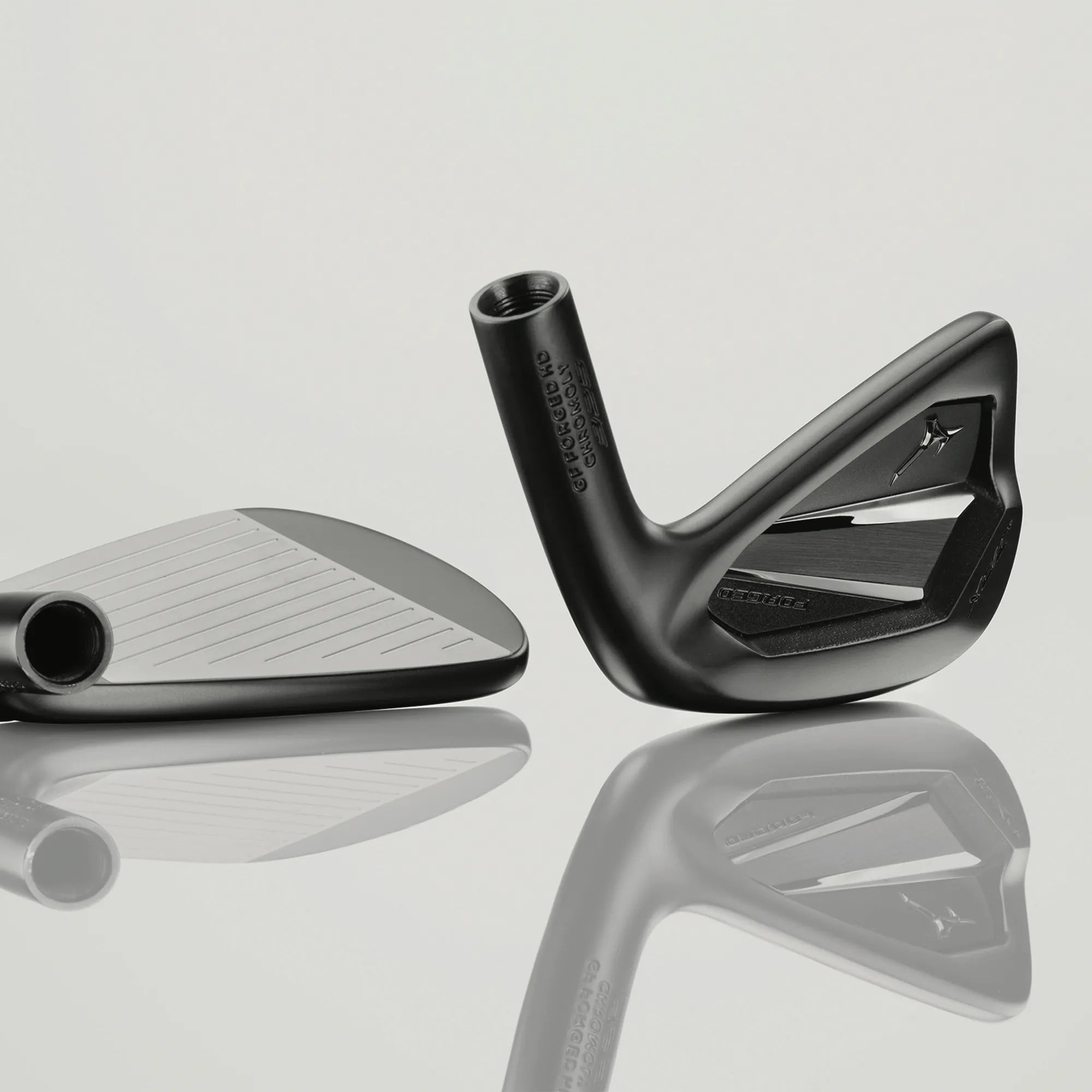 Mizuno JPX 925 Forged Black Golf Irons - Steel